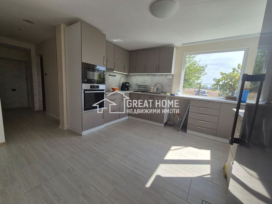 Продава се Къща в с. Певец, Област Търговище - 1600 кв.м за 63 €/кв.м - Снимка #2