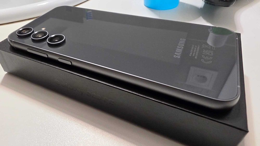 Samsung Galaxy S23 FE