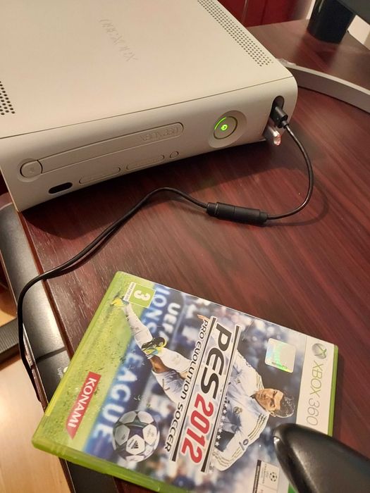Xbox 360 in stare perfecta,pentru divertisment acasa