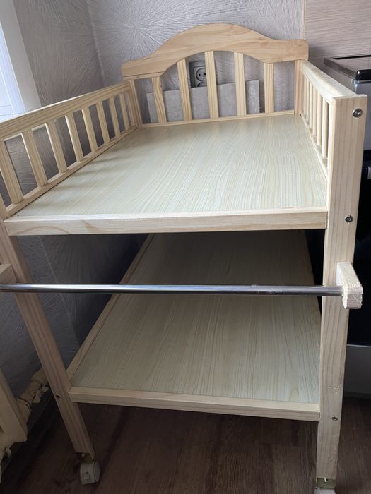 Продам стеллаж/ пеленальный