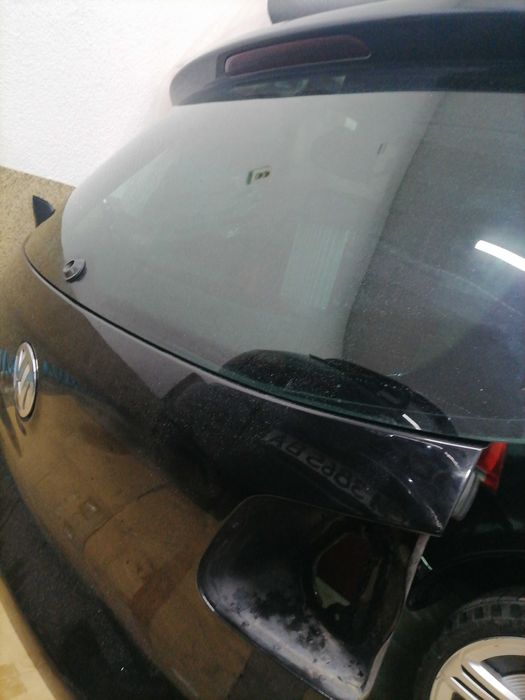 Капак за Тигуан 2009