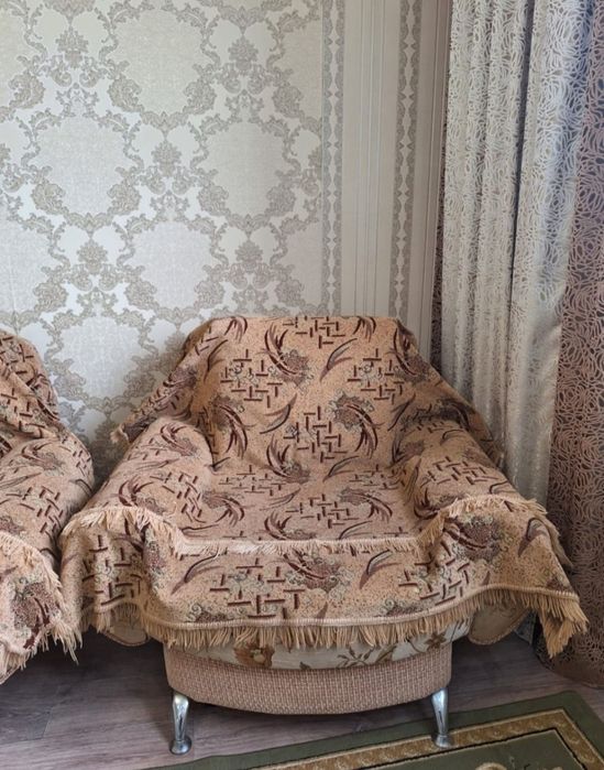 Продается диван в гостиную, в отличном состоянии