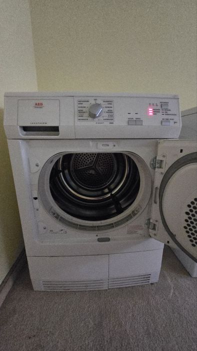 Сушилня AEG LAVATHERM T5684EX - 7 кг