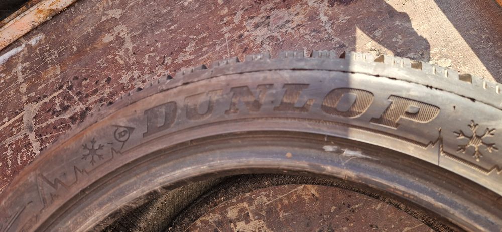 1 Anvelopa ca noua Dunlop 235 45 R18 M+S . Dot 2022