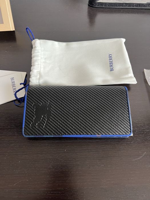 Portofel Burberry 100% original