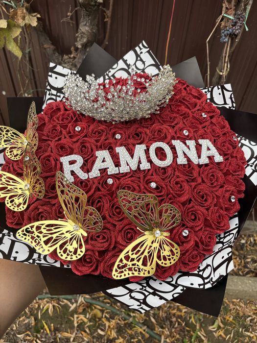 Buchete 101 trandafiri