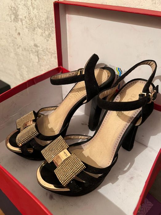 Продам женские обуви