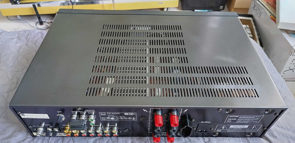 Продавам ресийвър Dual CR900RC аудиофилски клас