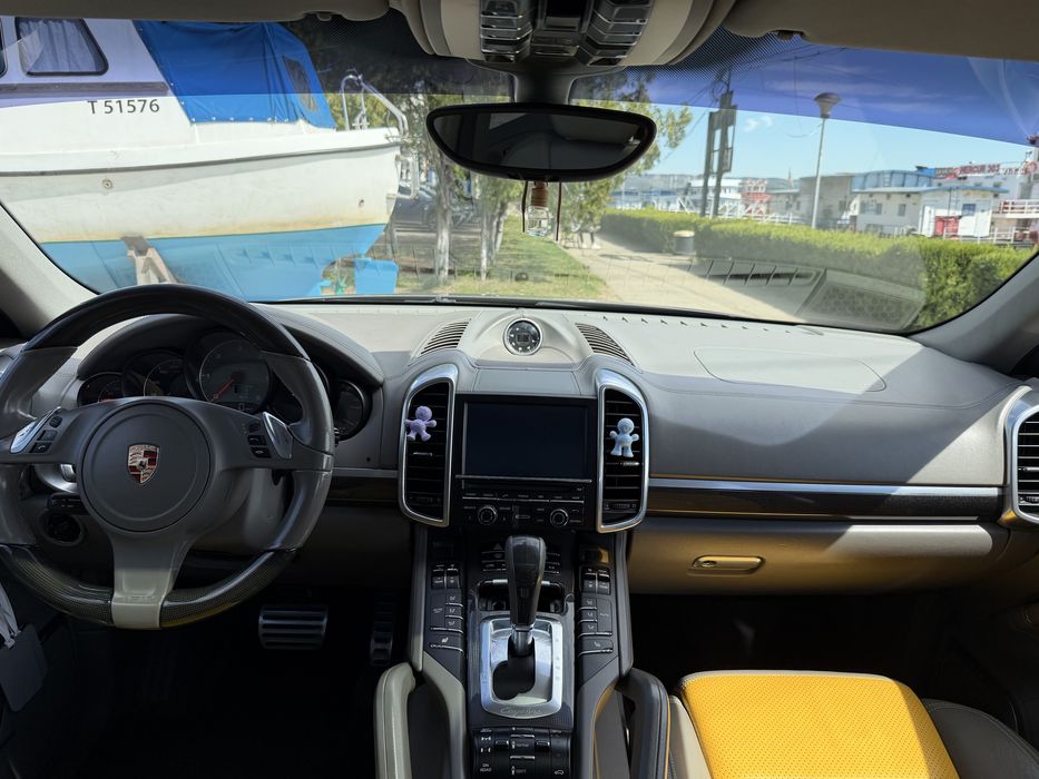 Porche Cayenne S