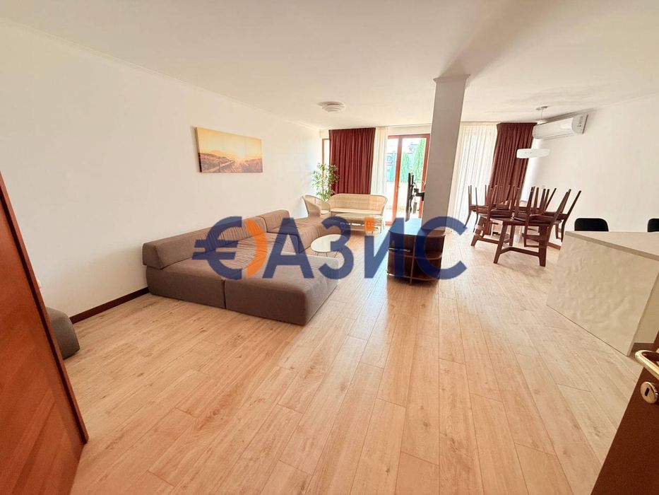 Продава се Четиристаен апартамент в Свети Влас - 205 кв.м за 896 €/кв.м - Снимка #4