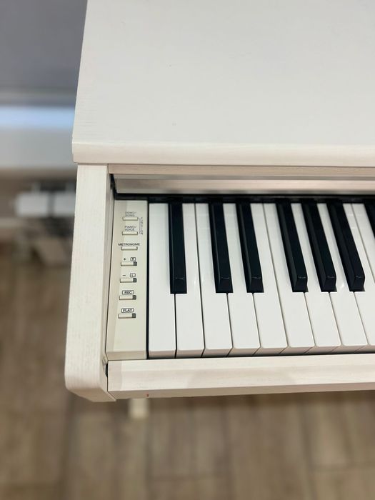 Продаётся пианино YAMAHA-YDP145