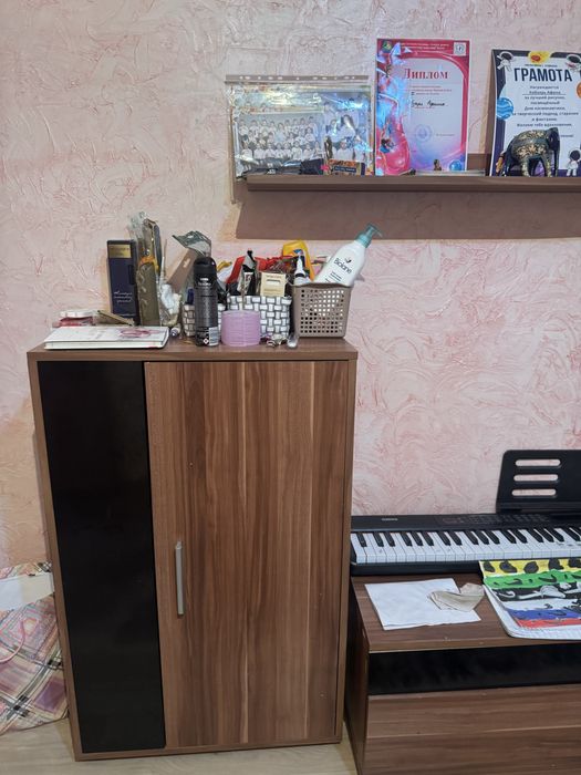 Продам стенку шкафчики для гостиной