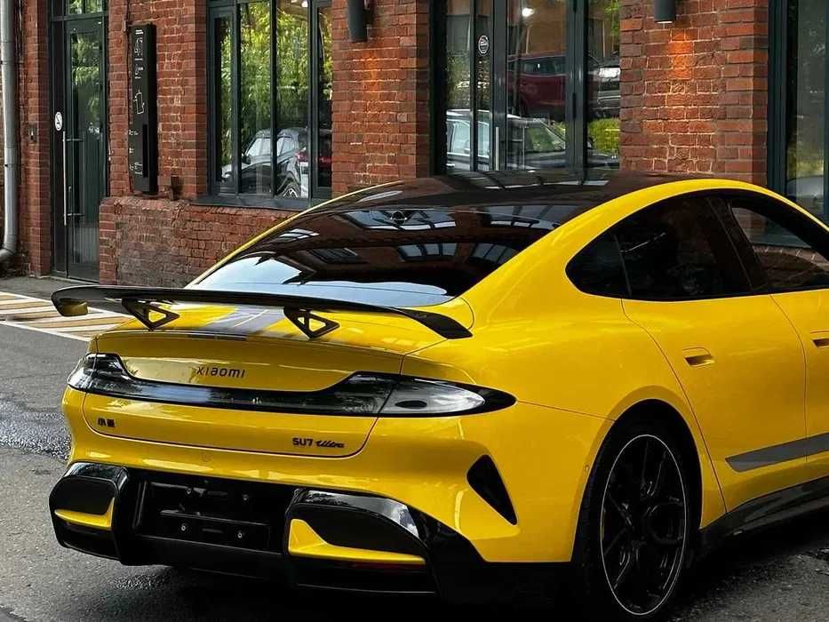 Xiomi SU7 830km pro pod zakaz