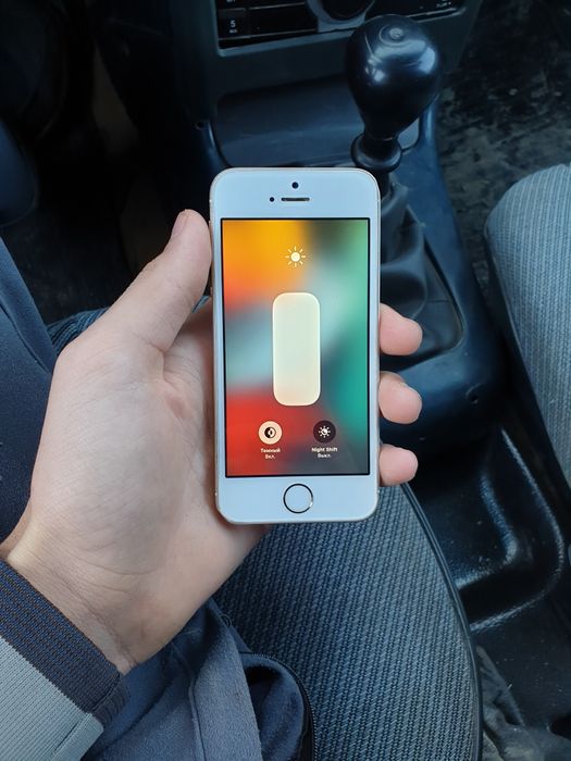 iPhone se 2016 16 gb