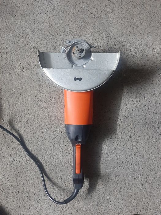 Болгарка P62301/ 230мм