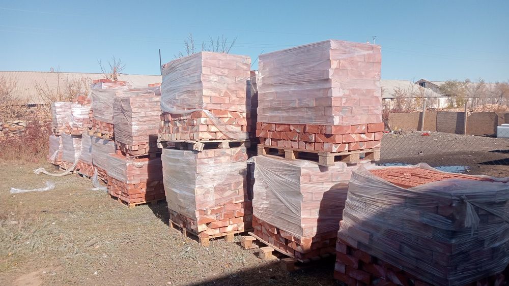 Продам кирпичи 125 марка