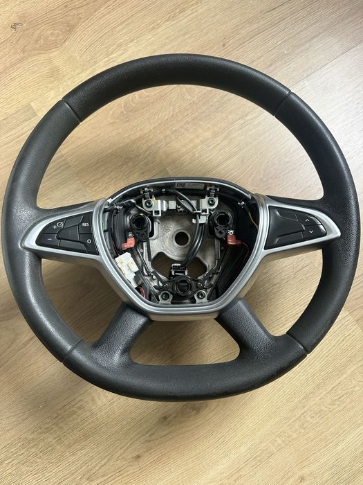 Volan Duster 2(46.000km)clasic