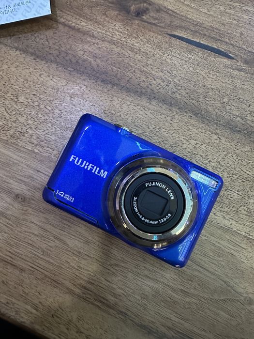 Fujifilm Finepix JV300 14MP