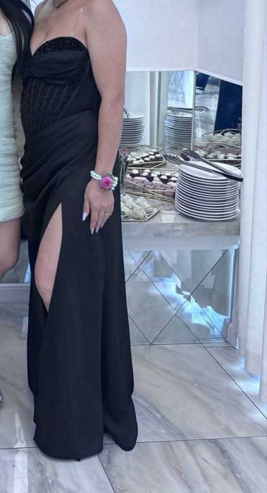 Vând rochii de nașă