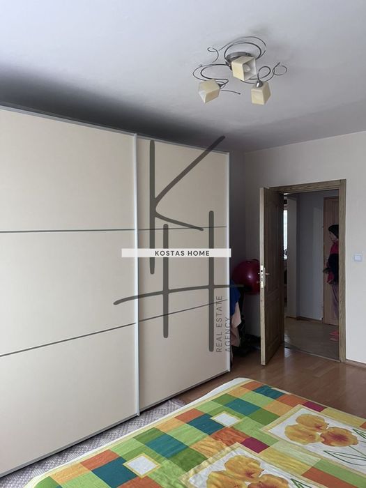 Продава се Четиристаен апартамент в Варна, Цветен квартал - 90 кв.м за 1071 €/кв.м - Снимка #11