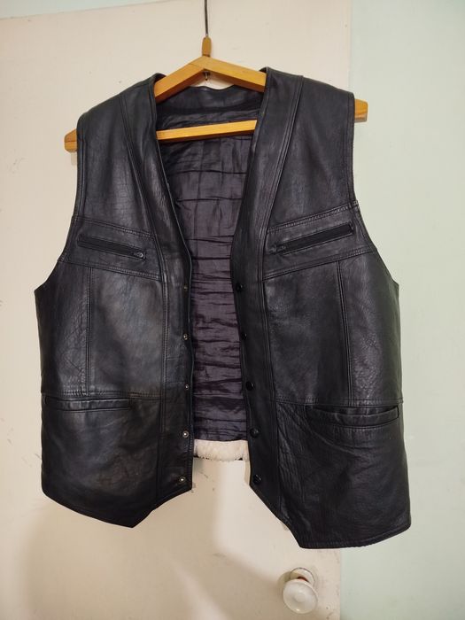 Продам из натуральной кожи.