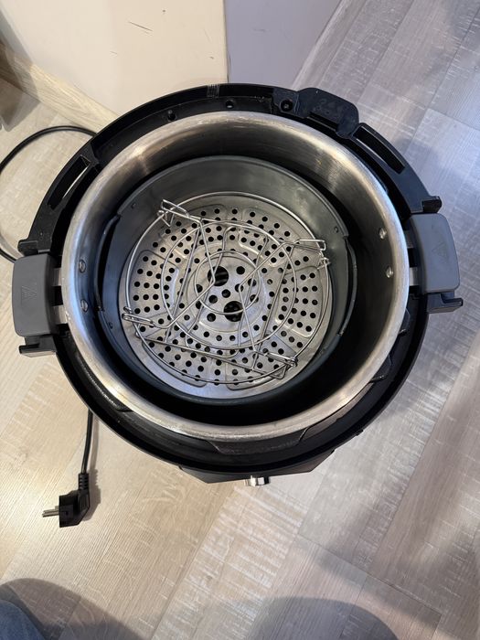 Instant Pot Pro Crisp + Air Fryer 11-in-1, 7.6L