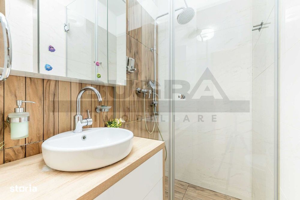 Apartament premium cu 4 camere, 128 mp, parcare, zona Platinia