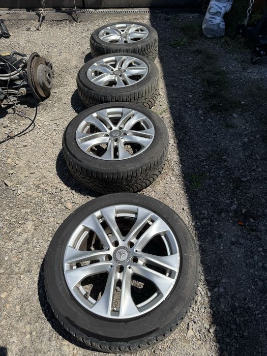 17 цола джанти за Mercedes с зимни гуми Toyo 225/50/17 дот 21