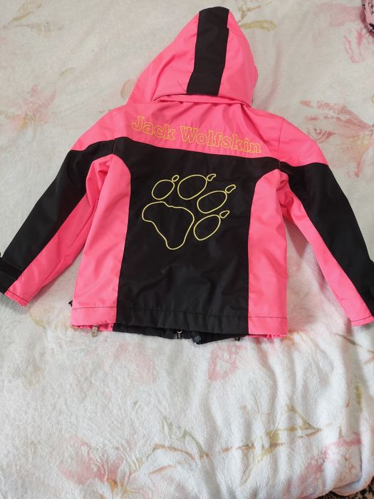 курточка на девочку