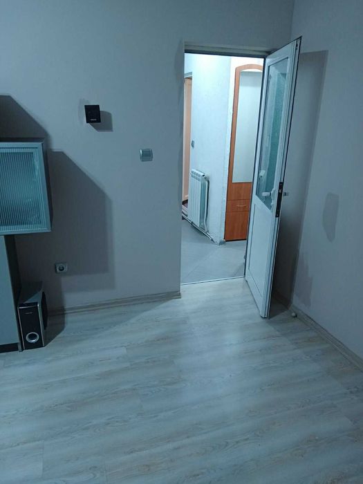 Продава се Двустаен апартамент в Казанлък - 68 кв.м за 1005 €/кв.м - Снимка #7