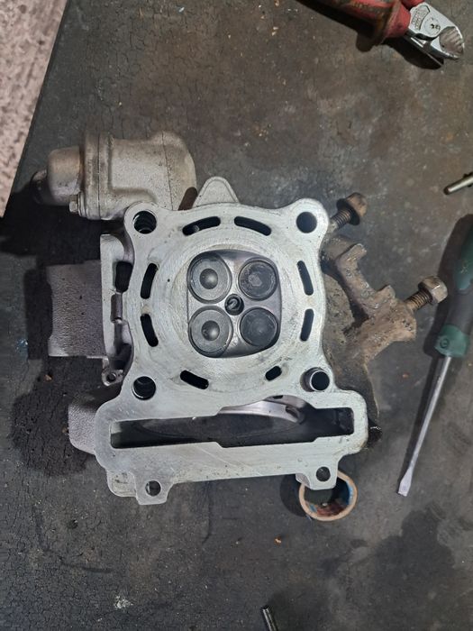 Vând piese stare buna