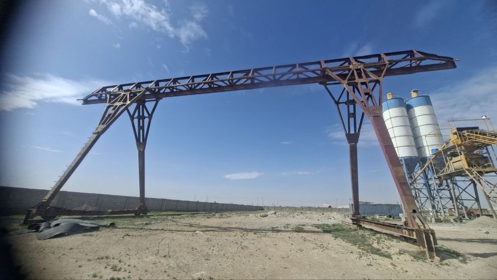 Kozlovoy kran sotiladi