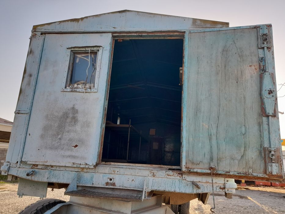 Жилой вагон колесный