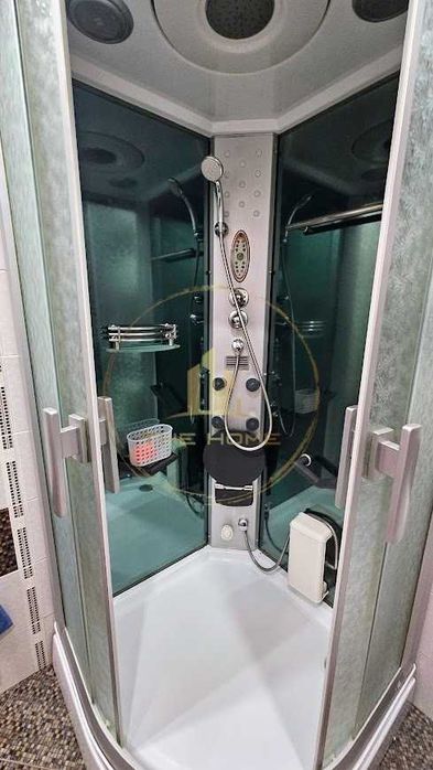 Дава се под наем Тристаен апартамент в Варна, Левски - 95 кв.м за 750 € - Снимка #13