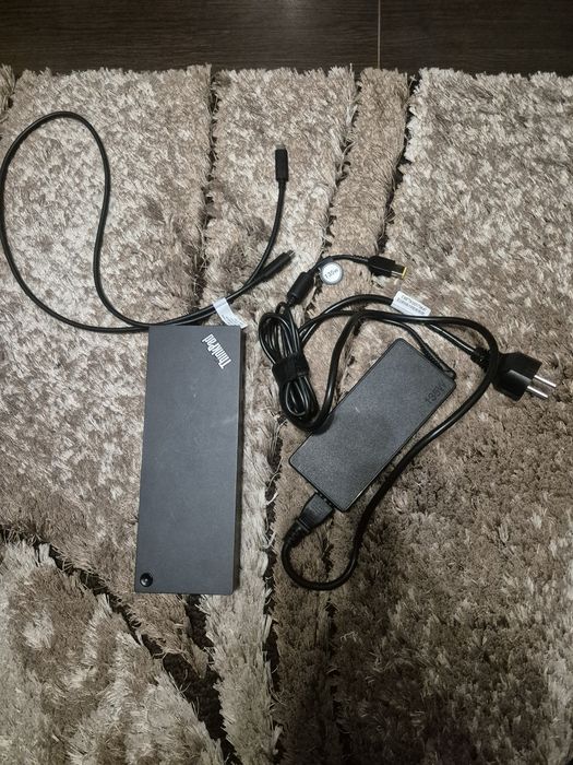Dock Lenovo ThinkPad Thunderbolt 4 8k Targu Jiu • OLX.ro