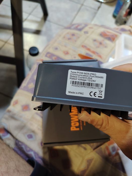 MPPT контролер за зареждане PowMr, 25A 12V/24V