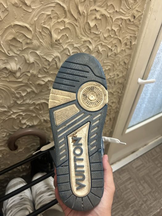 adidasi louis vuitton