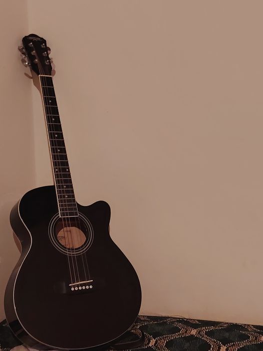 Gitara Caravan music rement chehol bonus