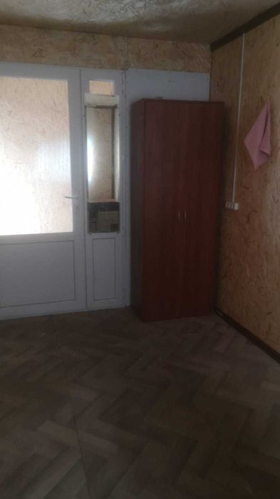 Утепленный контейнер с мебелью