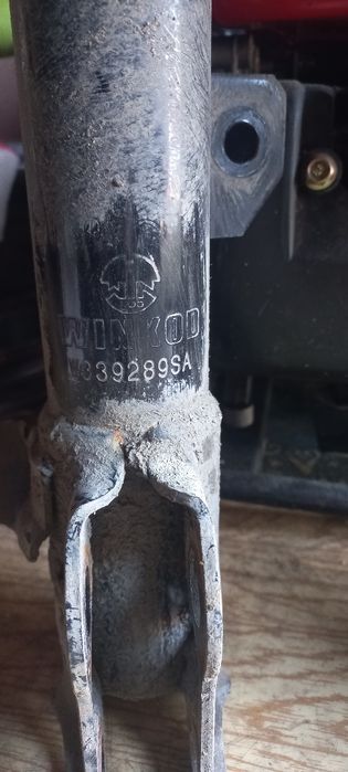 Стойки на камри 50