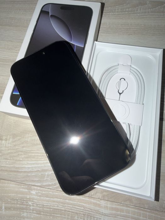 iPhone 16 Pro Max, 1TB, nou, in cutie