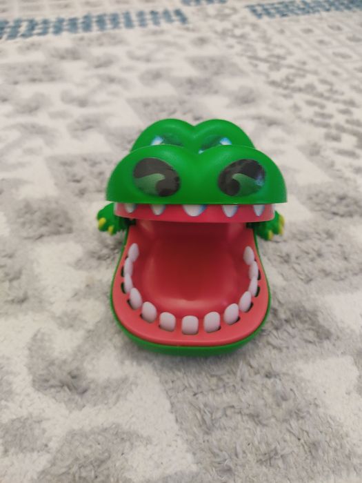 Крокодил дантист