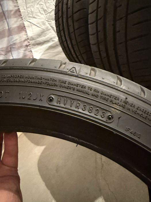 Шины летние Dunlop 245/40/18
