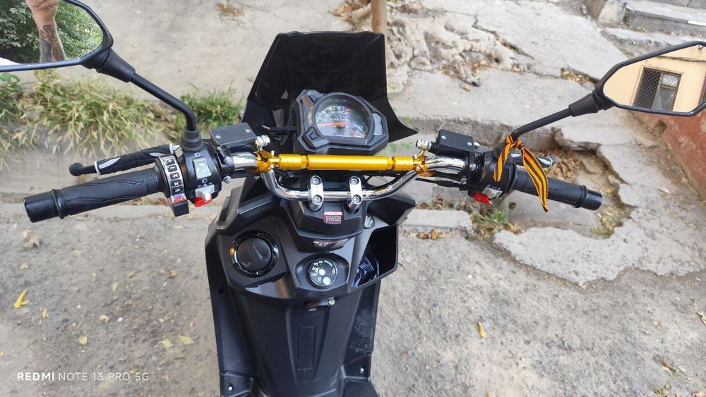 Продам скутер почти новый