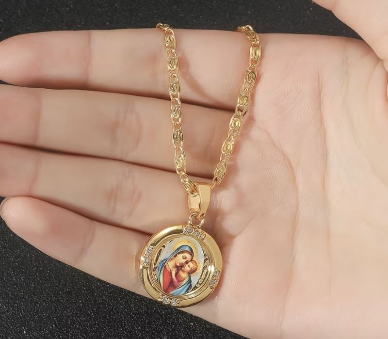 Позлатено синджирче .