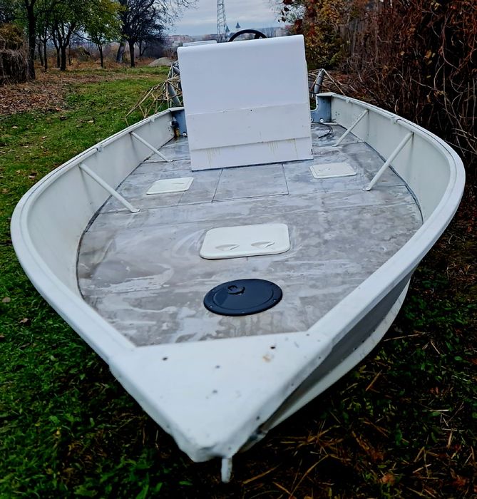 Barca aluminiu 5.60m – fund dublu, proiect solid