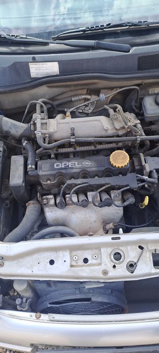 Vând motor opel astra g 1.6 8v cod motor Z16SE Motorul se da cu proba