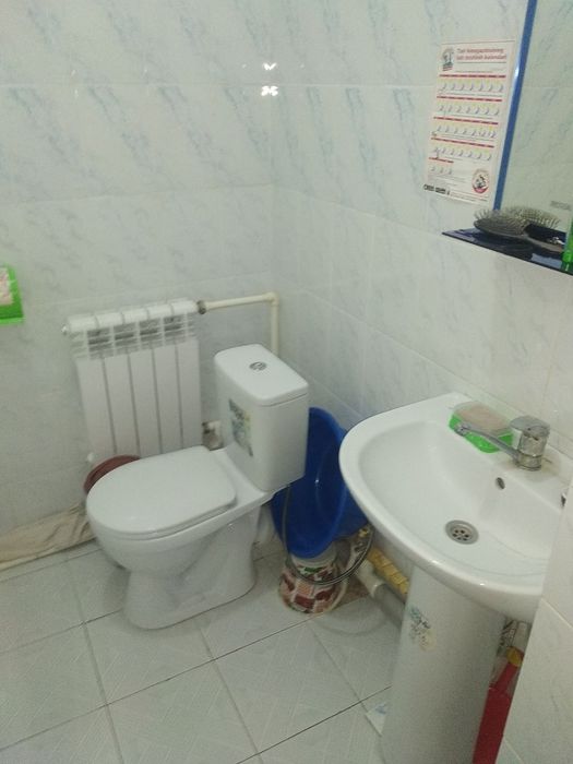 Срочно продаётся 2х ком квартира на 4-этаже навостройка