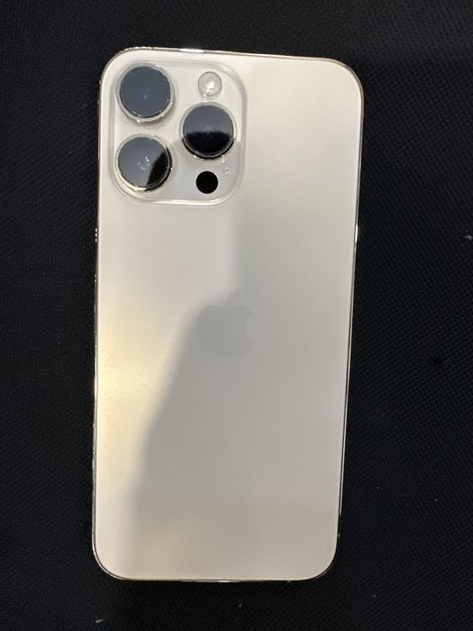 Продаю iphane 14про мах