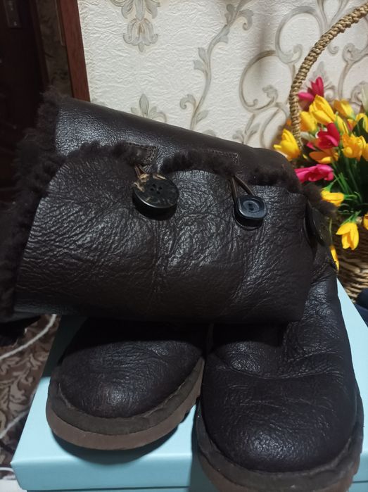 Сапоги угг. Фирменные